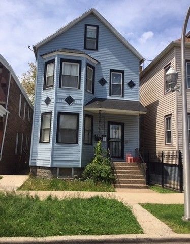 8612 S Escanaba Ave, Chicago, IL 60617