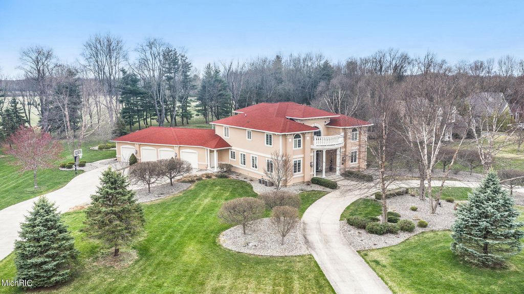 99 Castleridge Dr, Battle Creek, MI 49015