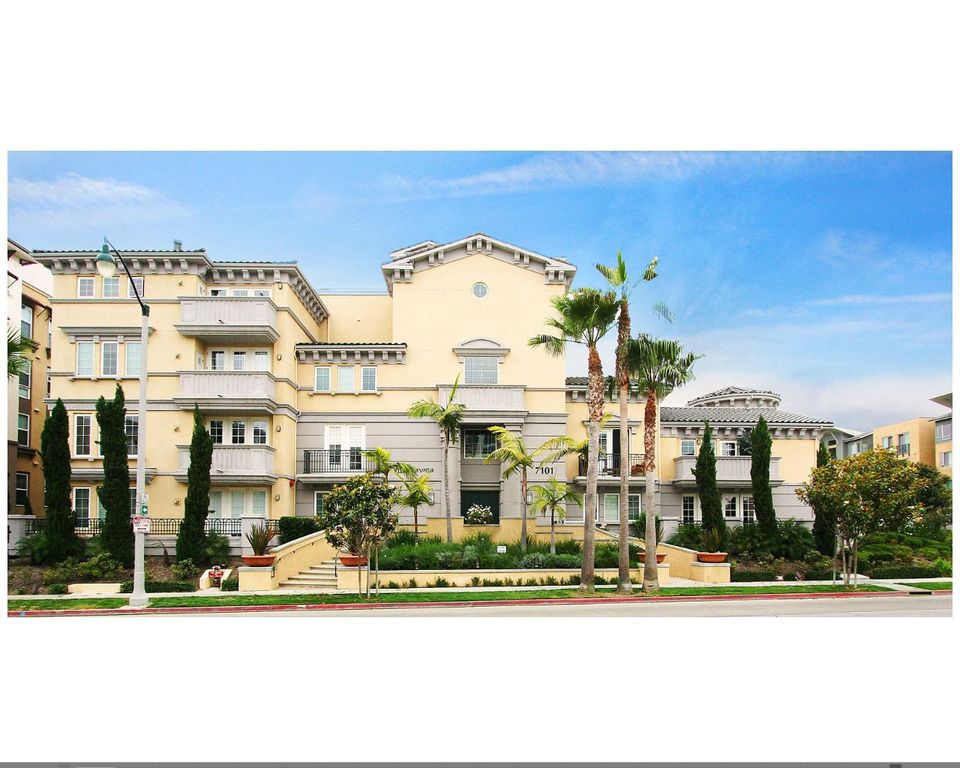 7101 Playa Vista Dr, Los Angeles, CA 90094