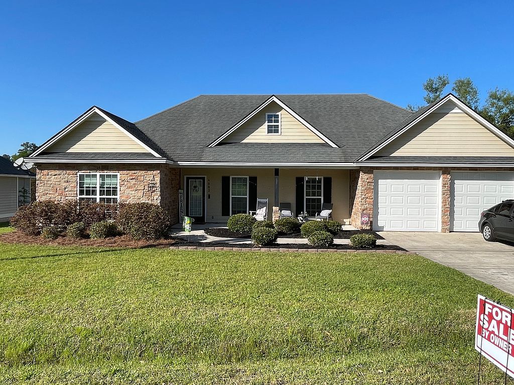 4082 Northlake Dr, Valdosta, GA 31602 See Estimated Value