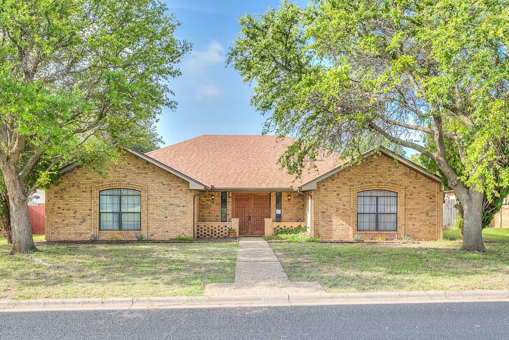 3421 Valleyview Blvd San Angelo Tx 76904 Trulia