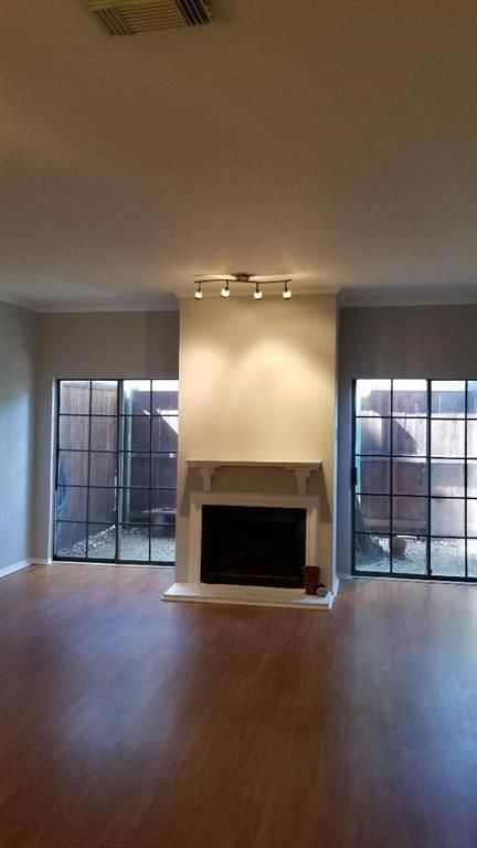 3320 Reagan St #116, Dallas, TX 75219