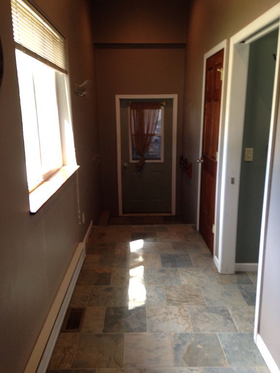 802 E 1st Ave, Miller, SD 57362