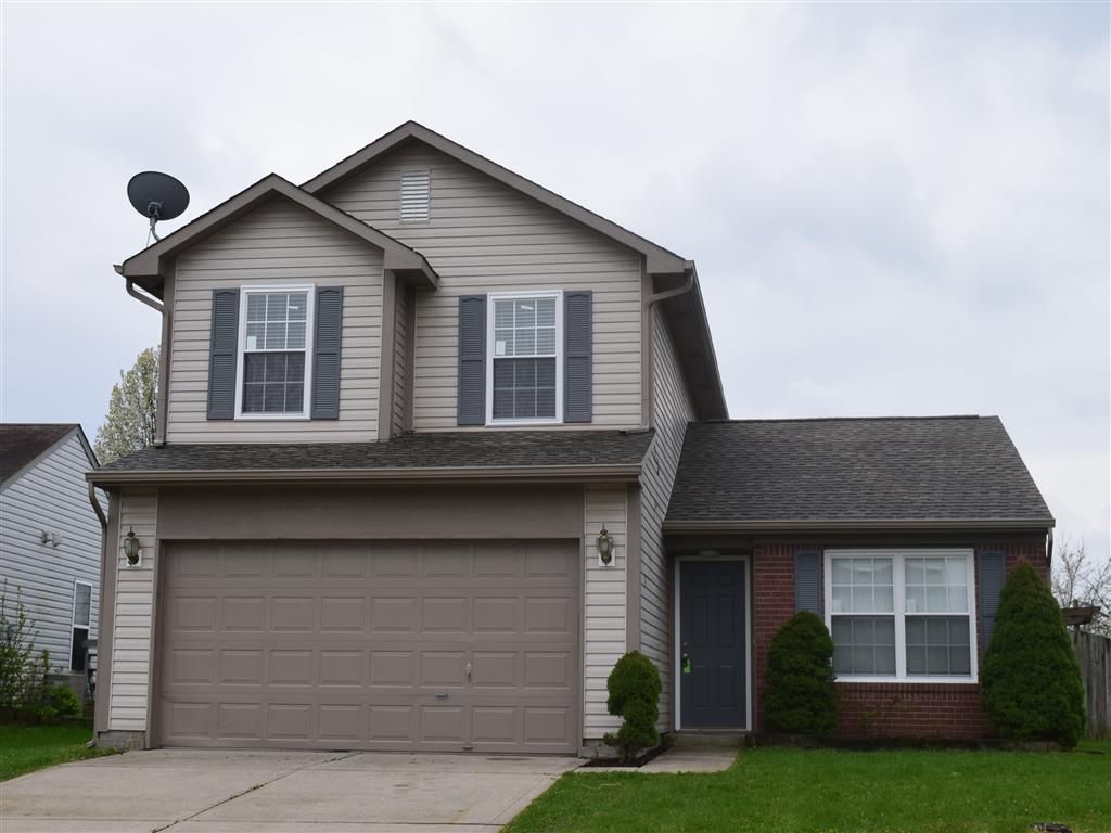 5217 Hidden Ridge Ct, Indianapolis, IN 46221