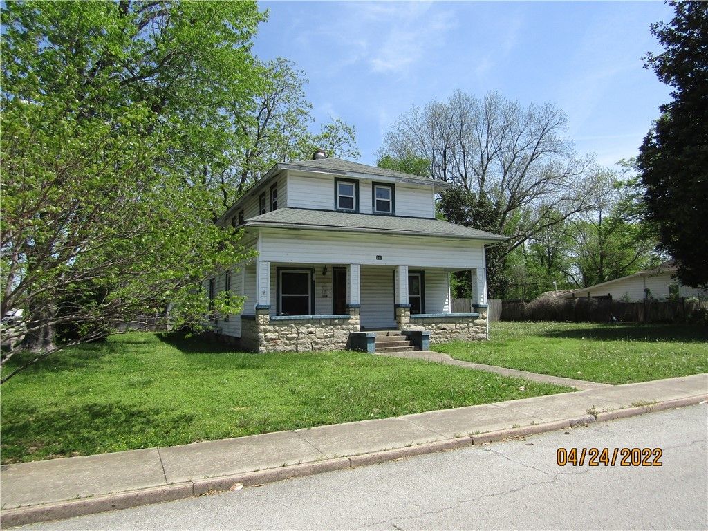 view 1st full size image of this home
