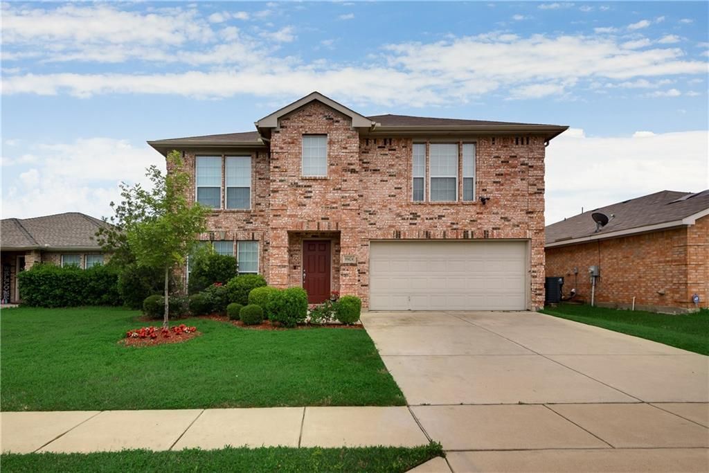10424 Turning Leaf Trl, Fort Worth, TX 76131