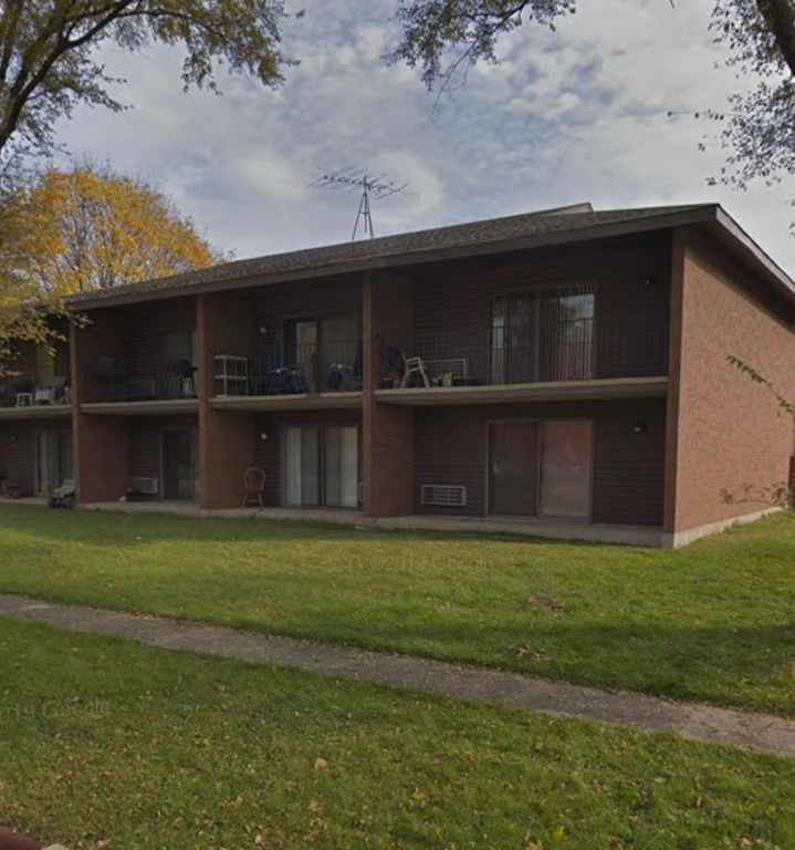 734 Elm St 734, Algonquin, IL 60102 Apartment for Sale