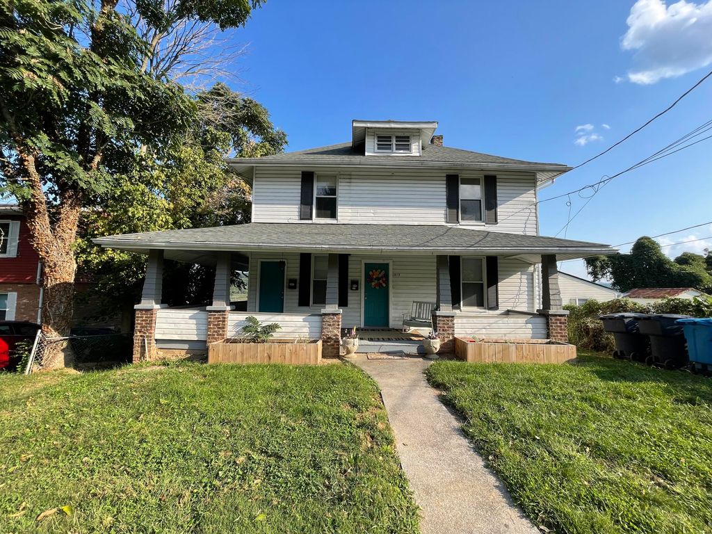 1613 Lawrence Ave SE, Roanoke, VA 24013
