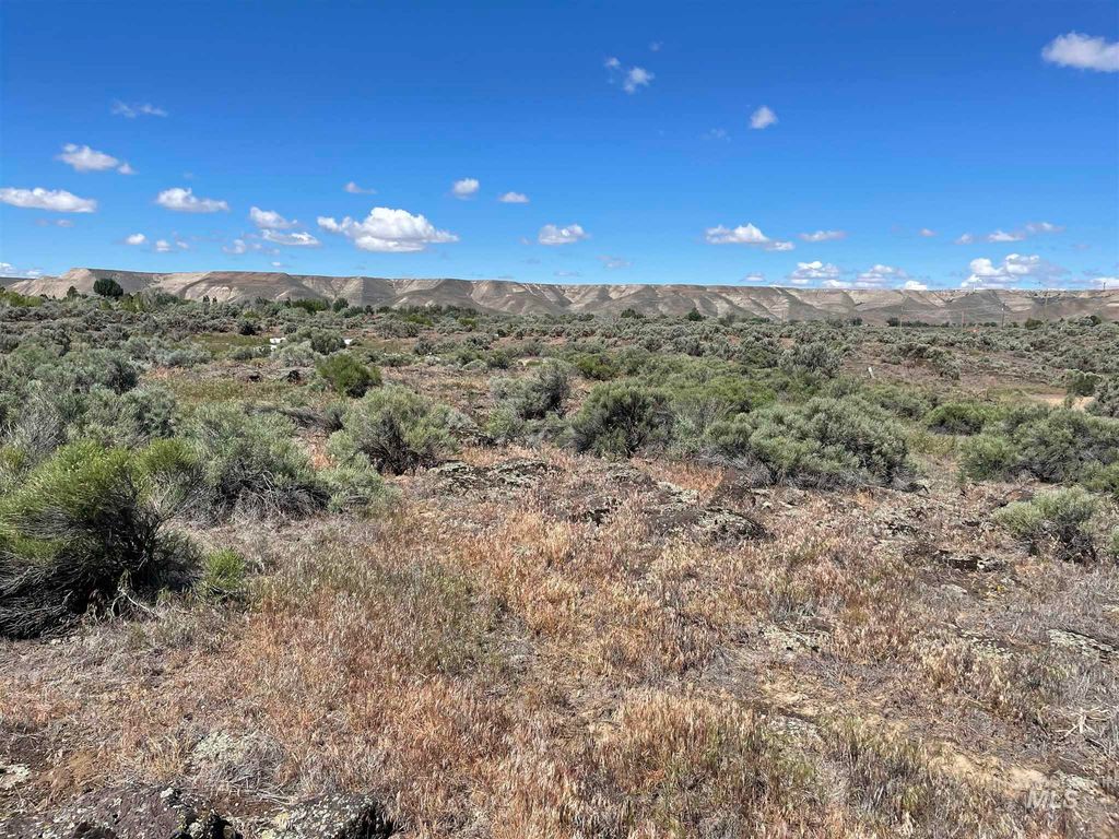 2700 S  900 E #4, Hagerman, ID 83332