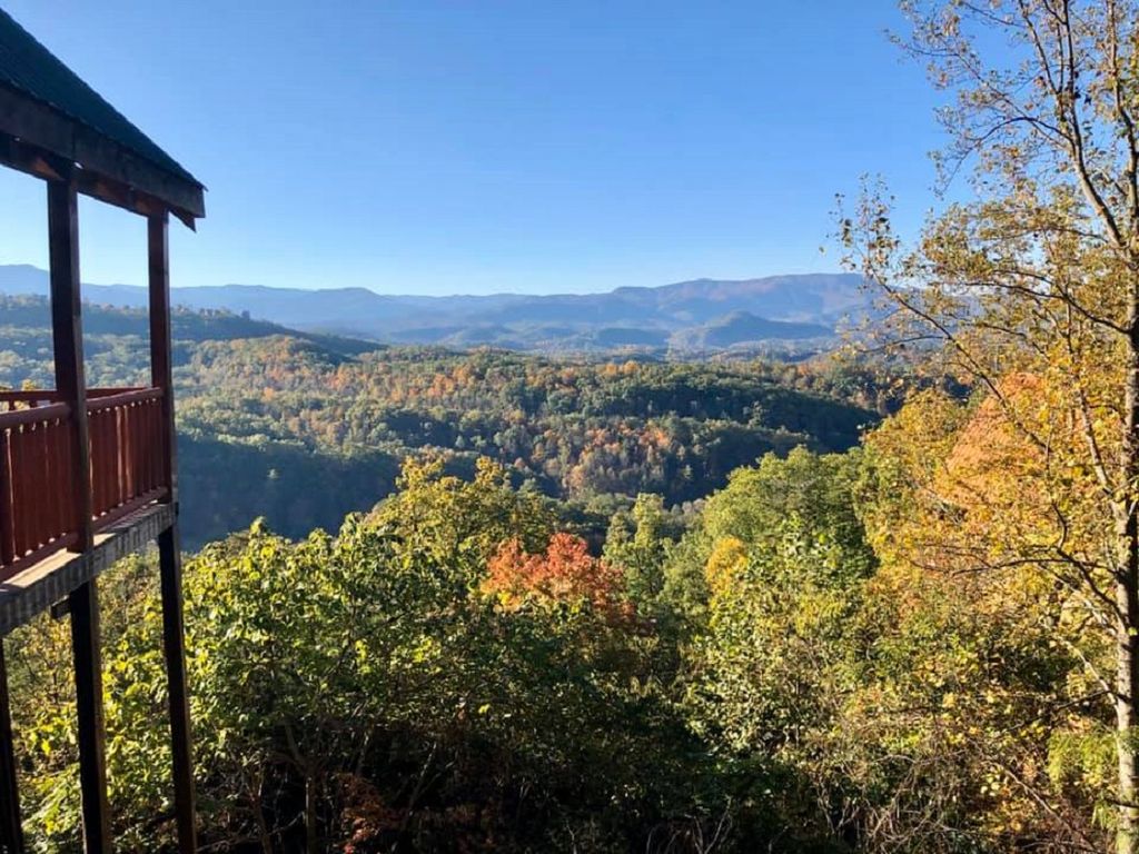 2021 McCarter Dr, Sevierville, TN 37862 See Estimated Value