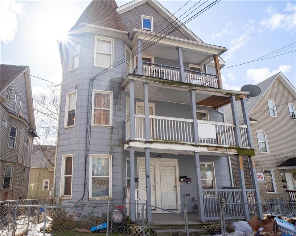 7 Ridgewood St, Prospect, CT 06710