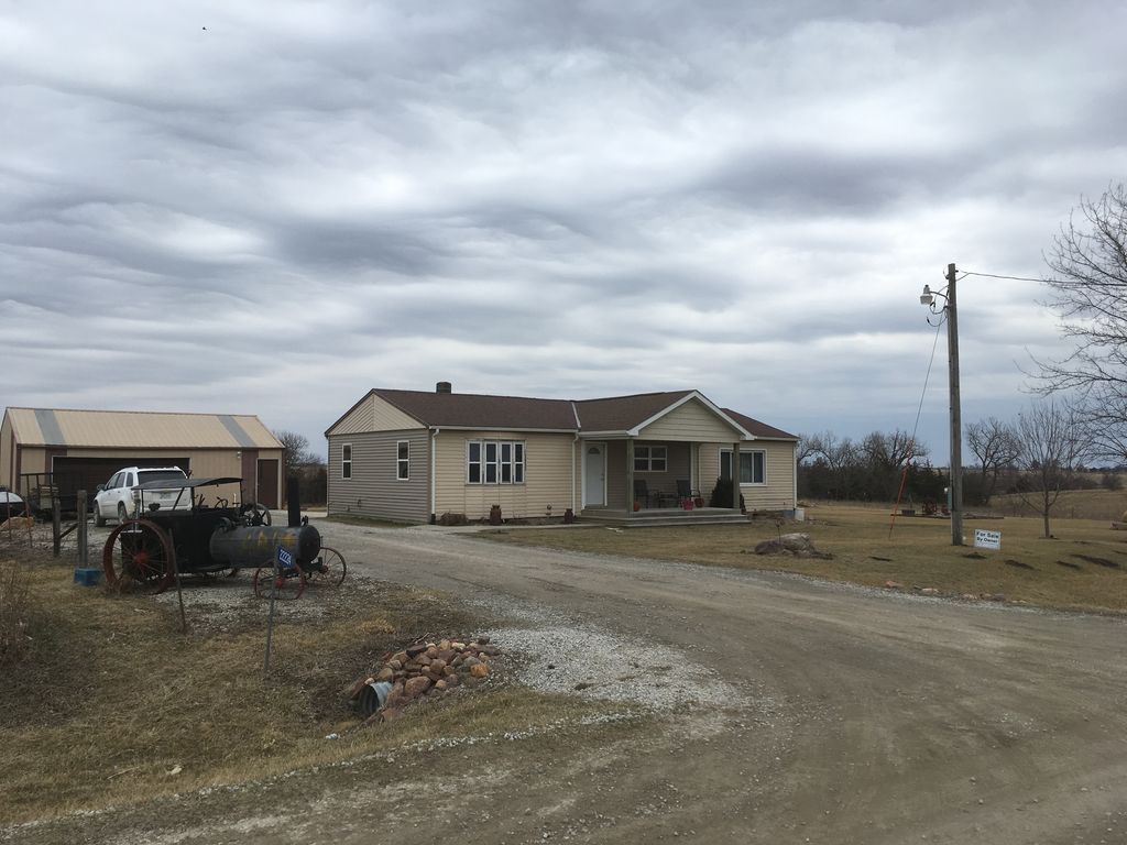 22224 253rd Ave, Leon, IA 50144 Trulia