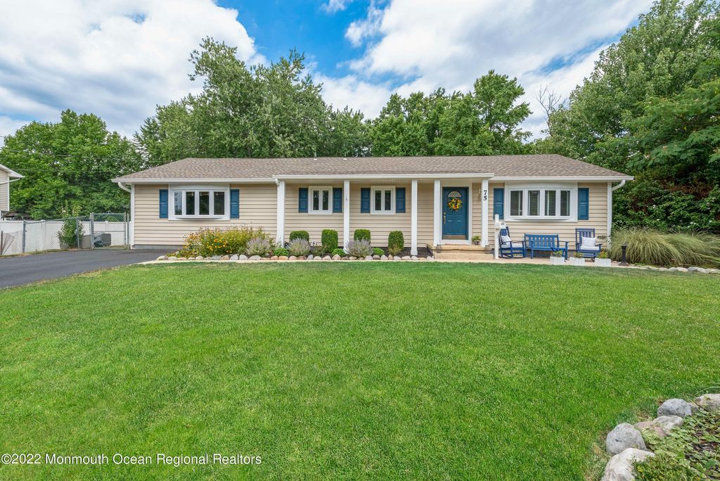 75 Old Queens Boulevard, Manalapan, NJ 07726 Trulia