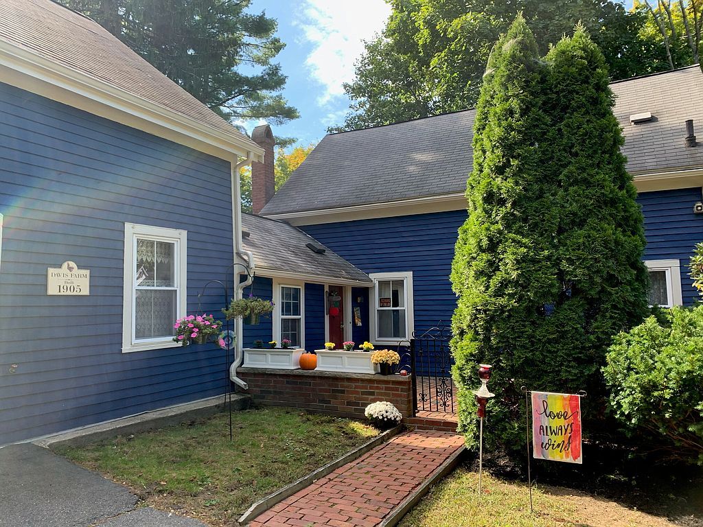 93 Maple St, Middleton, MA 3 Bed, 2 Bath SingleFamily Home 56