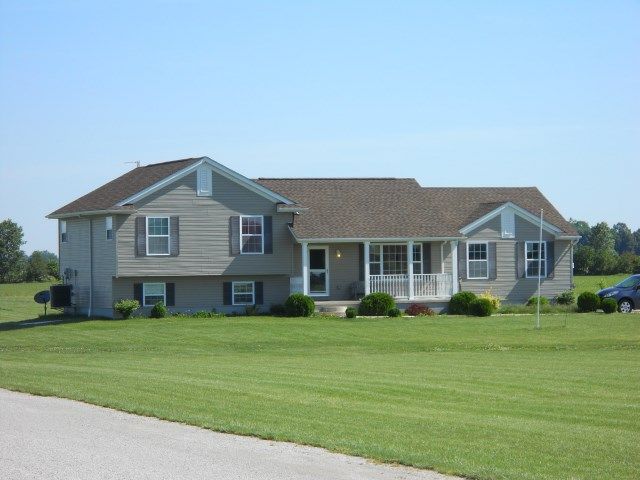 3162 Likens Rd, Marion, OH 43302