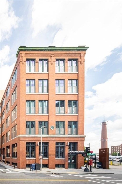 319 A St #407, Boston, MA 02210
