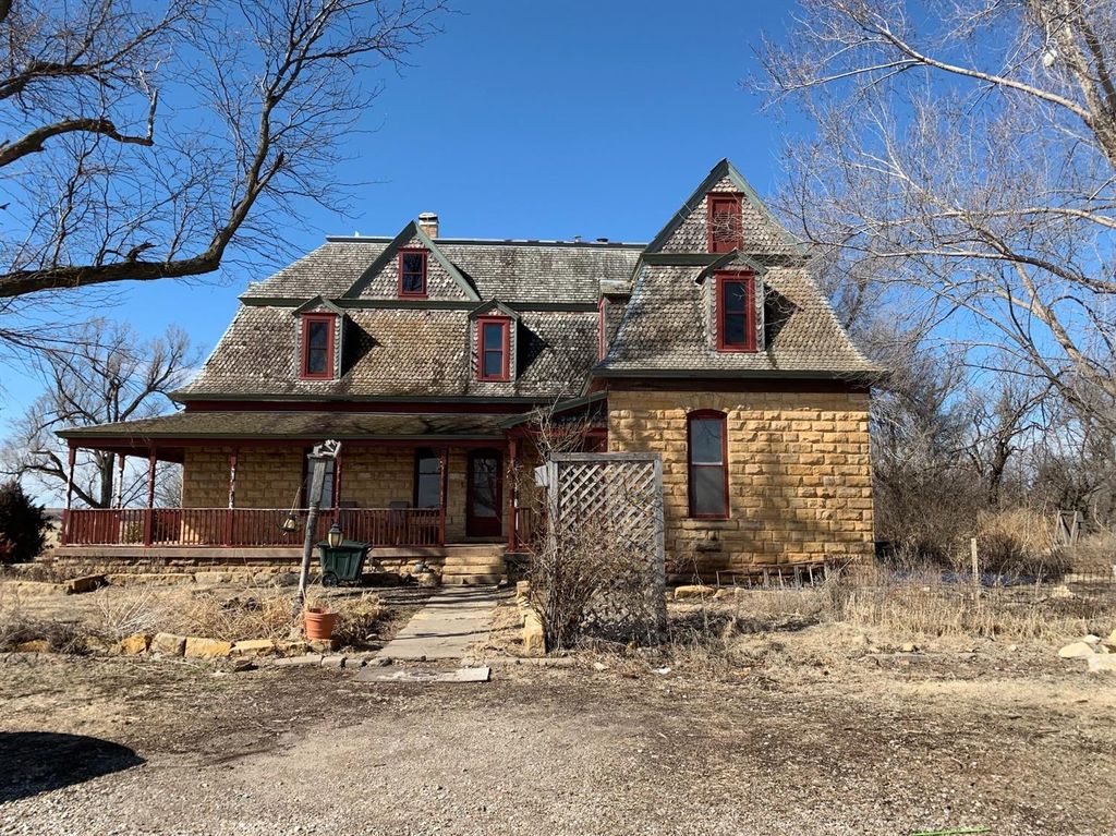 330 W K 4 Hwy, Hoisington, KS 67544 Trulia