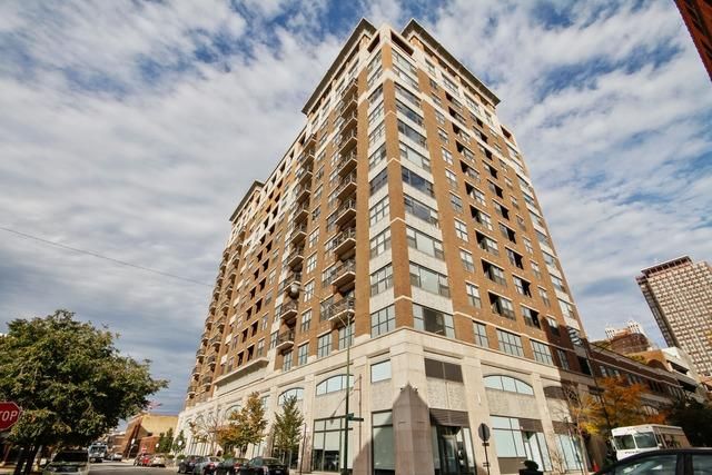 849 N Franklin St, Chicago, IL 60610