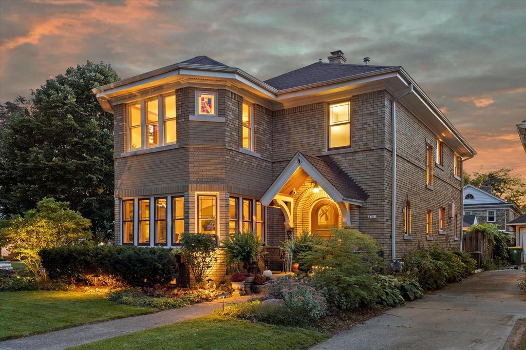 4101 North Morris BOULEVARD, Shorewood, WI 53211 MLS# 1934958