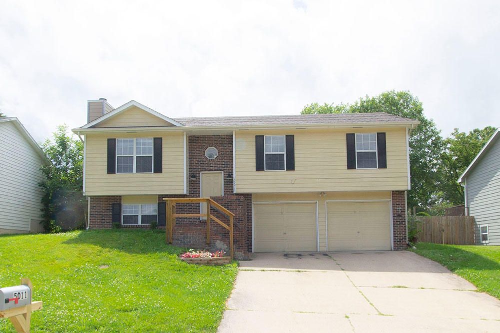 5011 Bethel St, Columbia, MO 65203