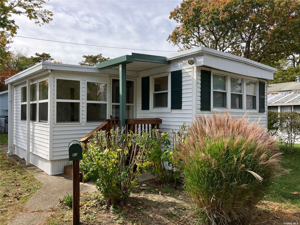 525/A3 Riverleigh Avenue UNIT A3, Riverhead, NY 11901 Trulia