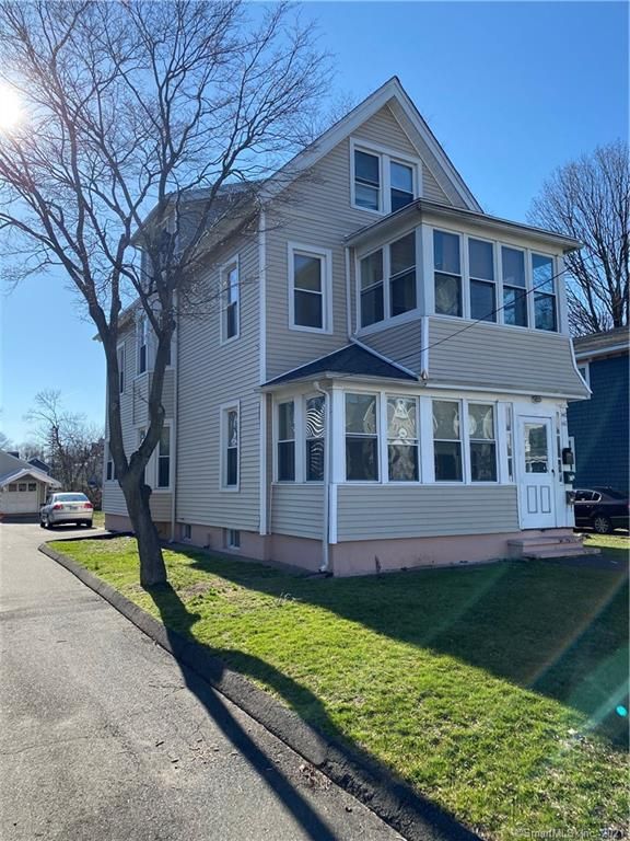 440 3rd Ave, West Haven, CT 06516