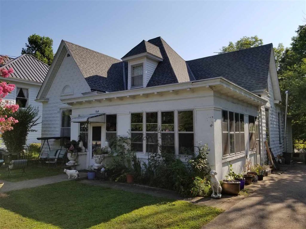 164 N Main St, Greenville, KY 42345