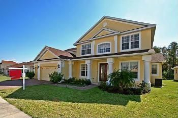 2571 Chapala Dr, Kissimmee, FL 34746