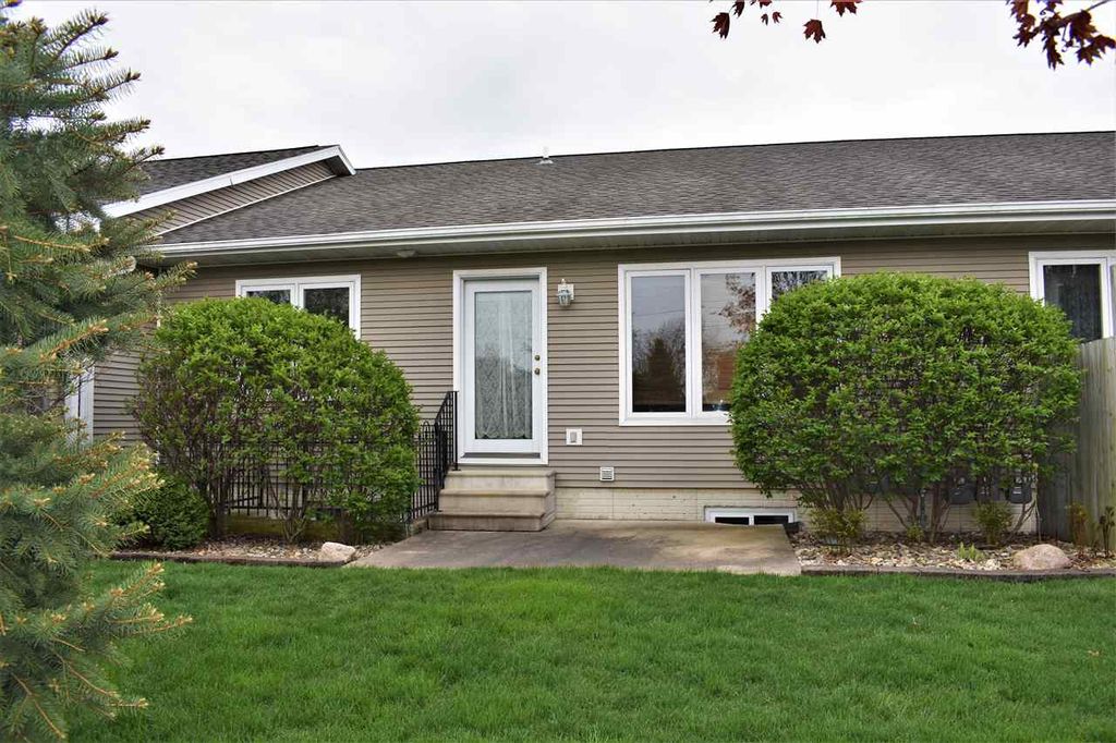 1952 Pinehurst Ln, Waterloo, IA 50701 Trulia