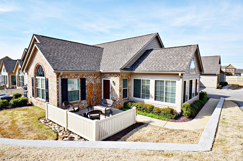 8710 Parkview Oaks Cir, Olive Branch, MS 38654 Trulia