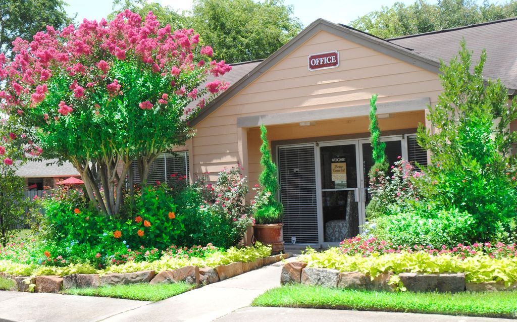 2901 Hamman Rd, Bay City, TX 77414
