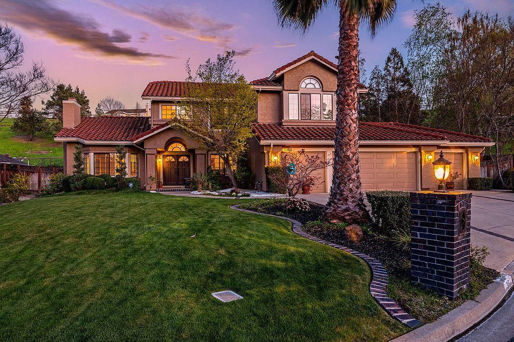 35 Hidden Crest Ct, Danville, CA 94506 - See Est. Value, Schools & More