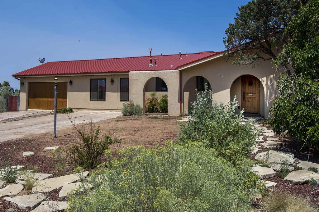 1 Conchas Ct, Santa Fe, NM 87508