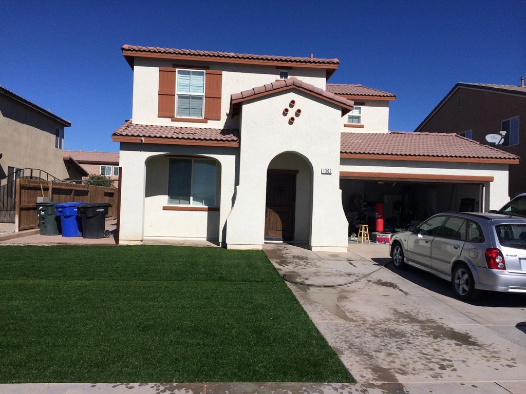 1302 Valleyview Ave, El Centro, CA 92243
