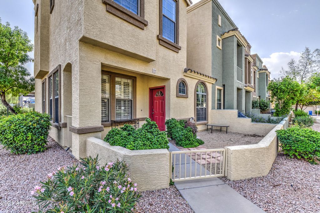 6710 E University Dr #122, Mesa, AZ 85205