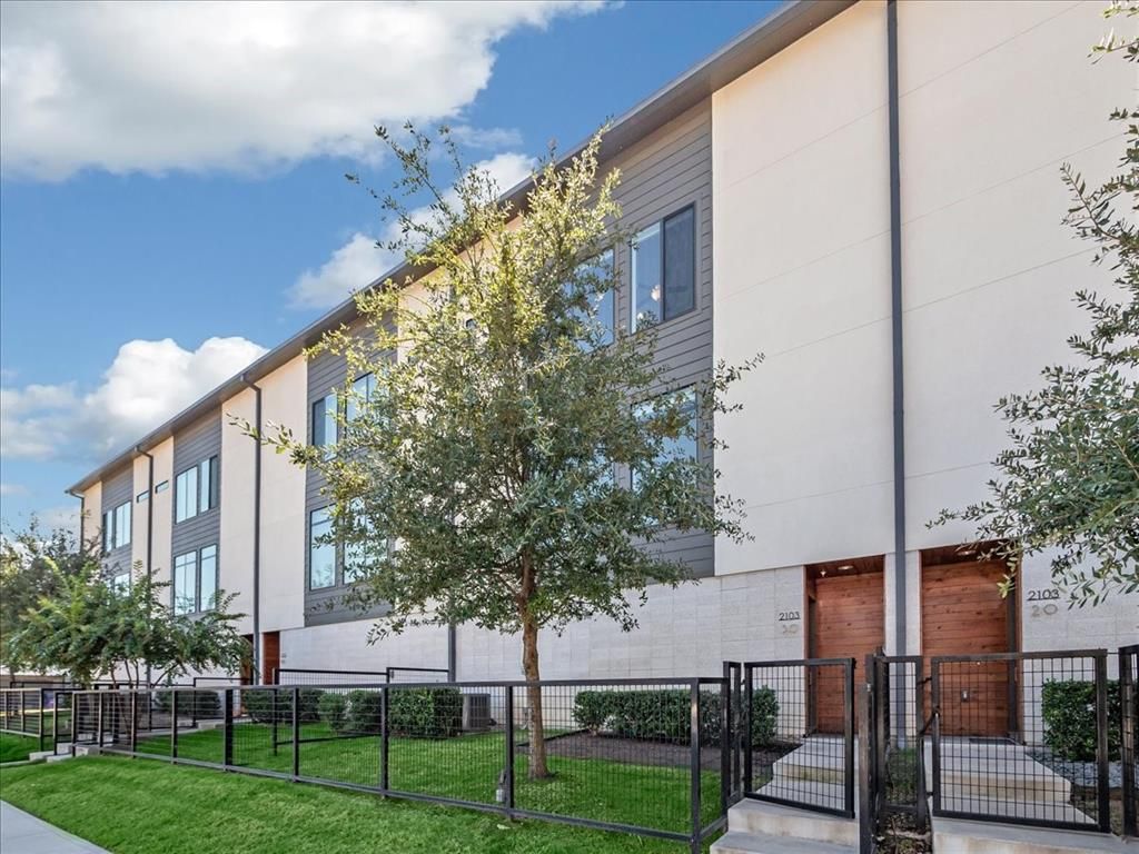2103 Bennett Ave #30, Dallas, TX 75206