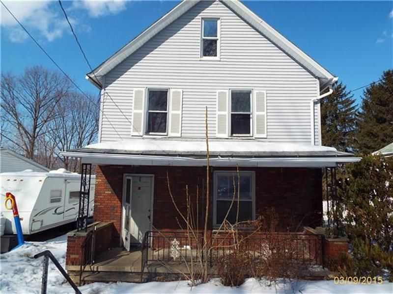 1031 Ash St, Moosic, PA 18507
