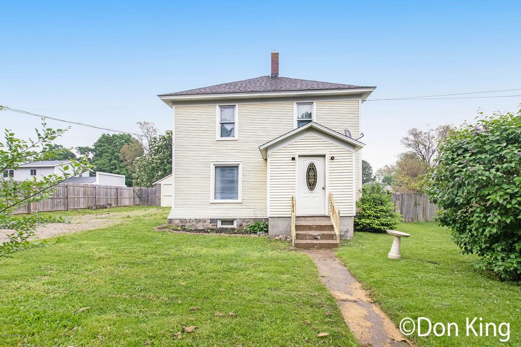62 S East St, Kent City, MI 49330 Trulia