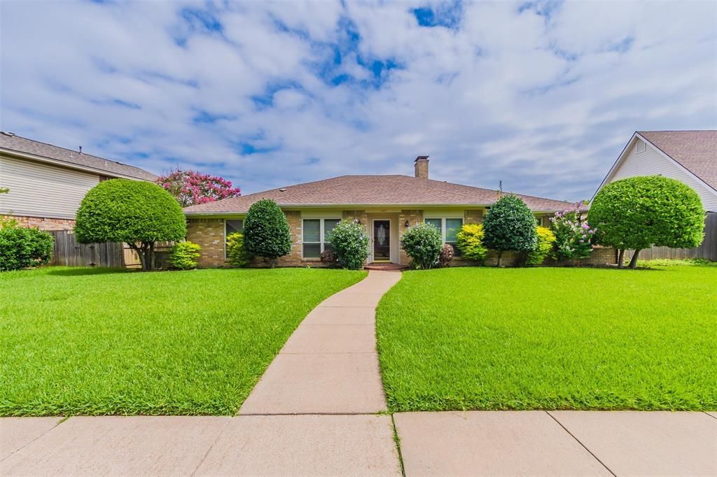 1007 Serenade Ln, Richardson, TX 75081