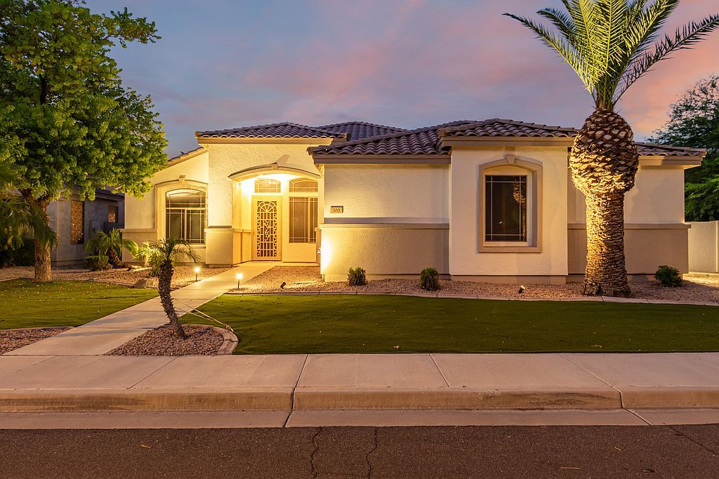 300 W Roadrunner Dr, Chandler, AZ 85286
