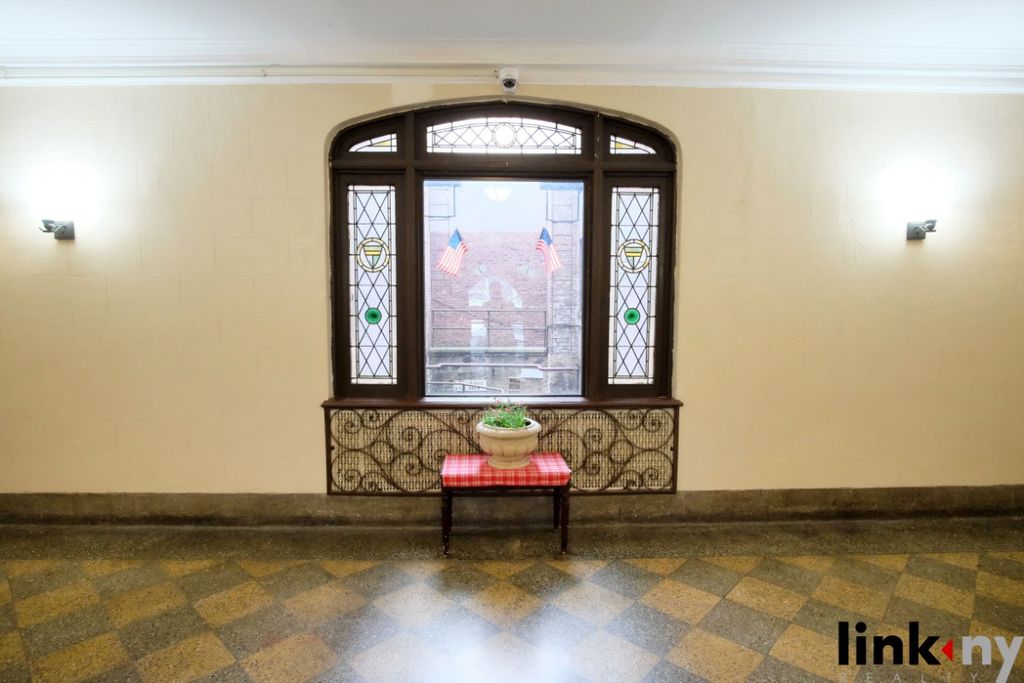 4 Page Ave 2G, Yonkers, NY 10704 Trulia