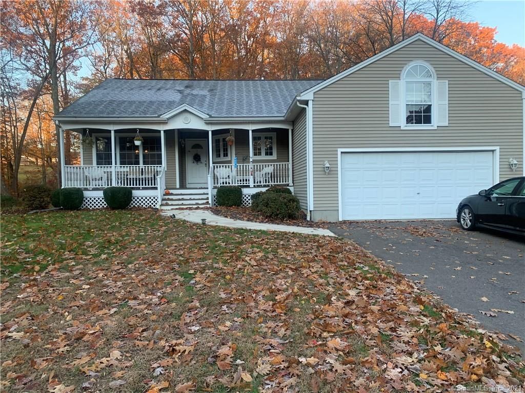 19 N Maple St, East Hampton, CT 06424