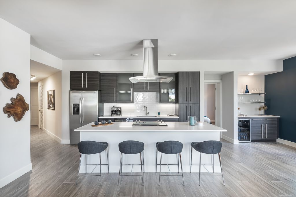 201 4th St   S #734, Saint Petersburg, FL 33701