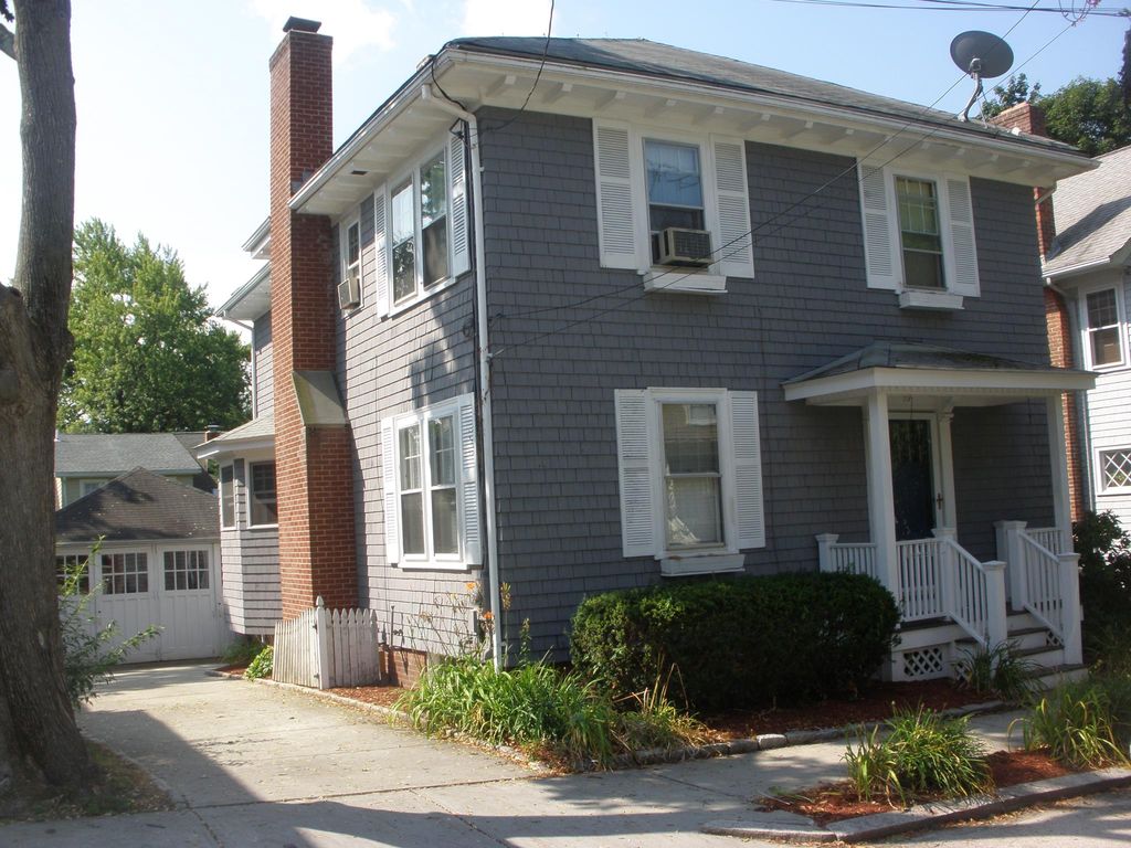 25 Doane Ave, Providence, RI 02906