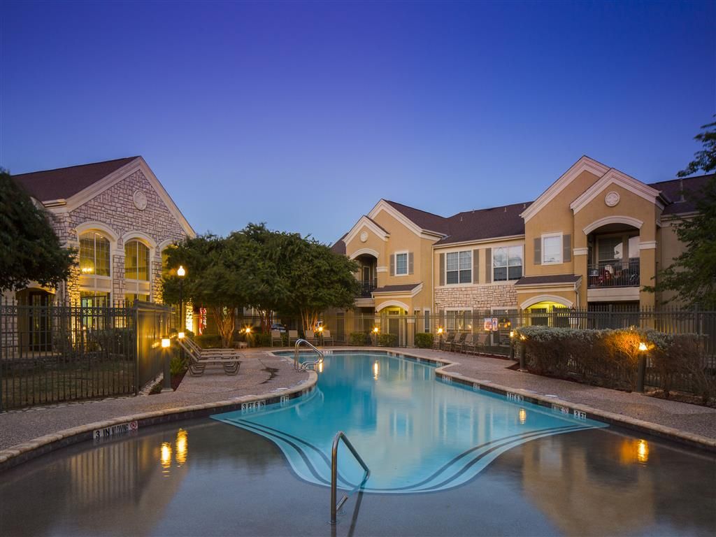 5100 Eisenhauer Rd, San Antonio, TX 78218