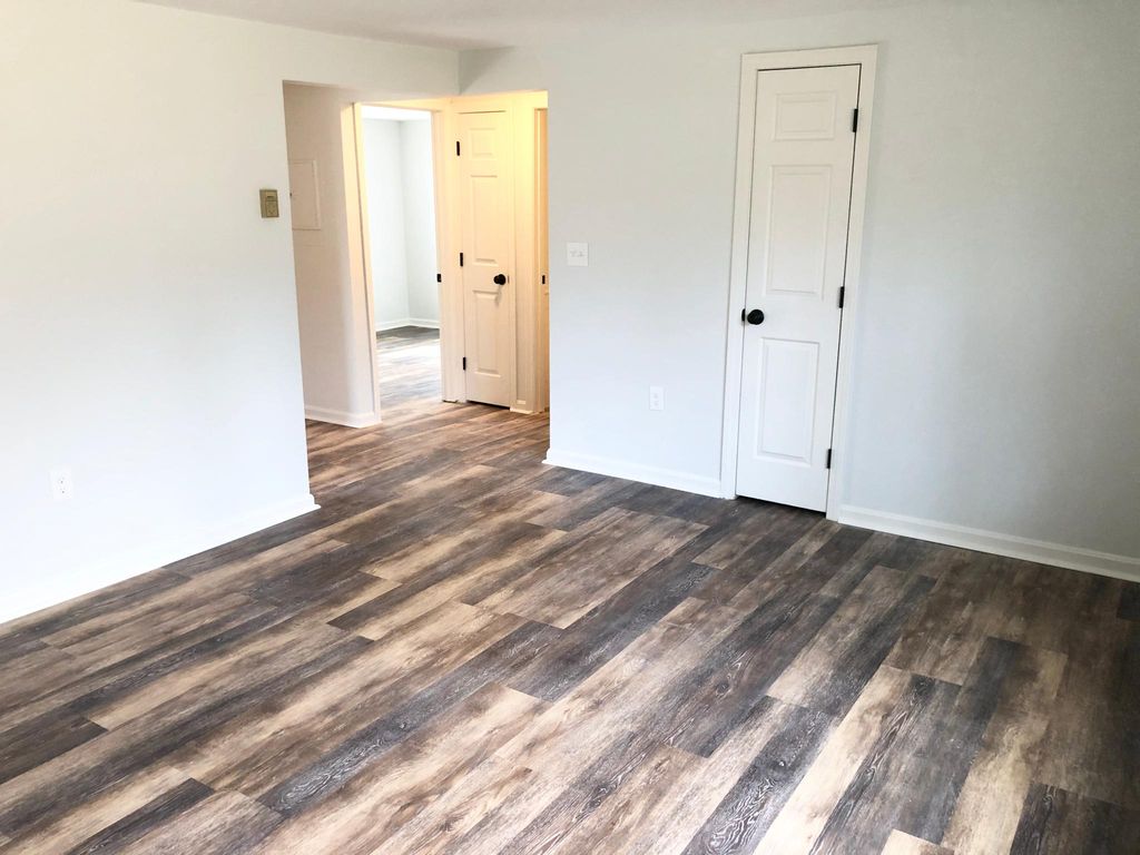 81 Cow Hill Rd #10, Clinton, CT 06413