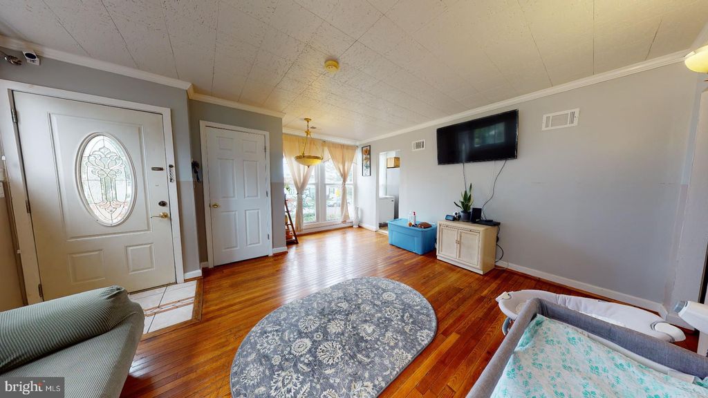 918 Carroll Ave, Laurel, MD 20707