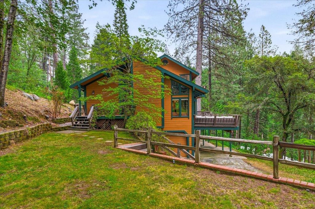 10389 Crestview Dr, Grass Valley, CA, 95949