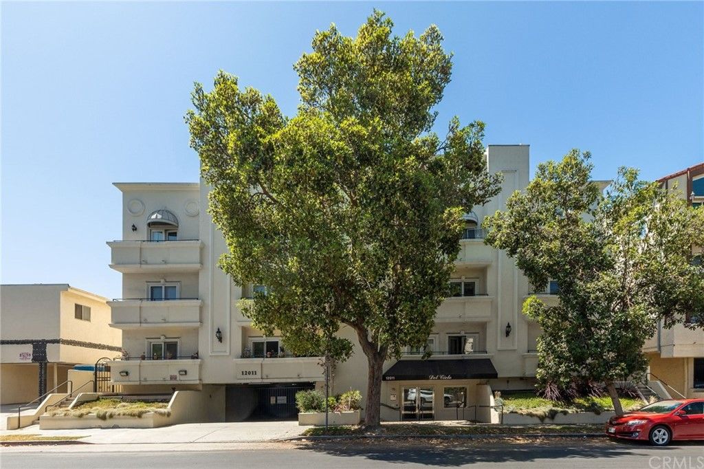 12011 Goshen Ave #204, Los Angeles, CA 90049