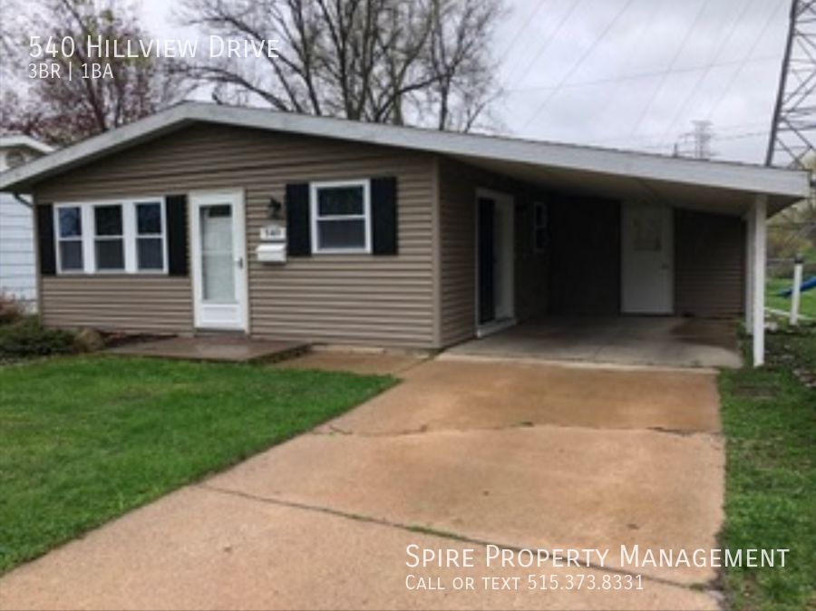 540 Hillview Dr, Marion, IA 52302
